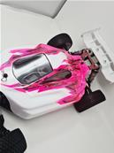 Carrosserie VSE Rose/Blanc peinte pour VSE HOBAO RACING