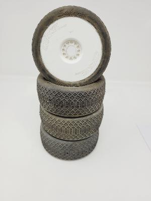 PNEUS SAHARA GOMME CLAY MONTÉS SUR JANTES BLANCHES (4) - 20% D'USURES HOTRACE