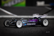 Carrosserie non-peinte F2 pour Associated B6.4/B6.4D avec aileron Carpet / Turf J-CONCEPTS